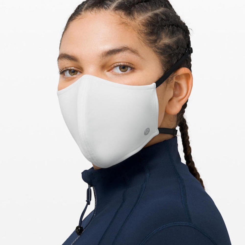 Lululemon Double Strap Face Mask One Pack - Picture 5 of 6